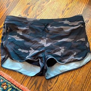 Athleta camo, swim shorts, size large